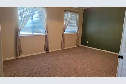 807 E Whisper Cove Rd, Sandy, UT 84094 - Photo 10