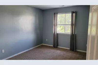 807 E Whisper Cove Rd, Sandy, UT 84094 - Photo 14