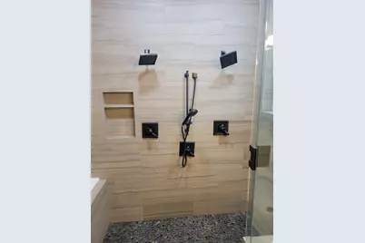 2428 W Silverpoint Way S, Bluffdale, UT 84065 - Photo 16