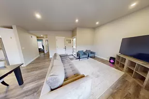 2241 N 1060 W, Provo, UT 84604 - Photo 4