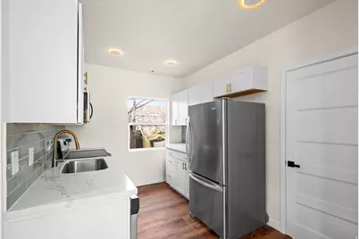 563 S Denver St, Salt Lake City, UT 84111 - Photo 16