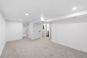 7645 S 1960 W, West Jordan, UT 84084 - Photo 12