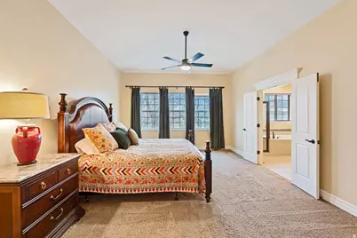 330 W Paradiso Ln, Centerville, UT 84014 - Photo 12