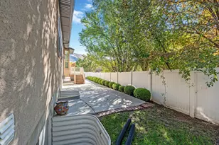 330 W Paradiso Ln, Centerville, UT 84014 - Photo 26