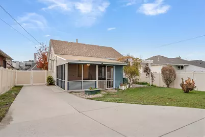 2011 S Roberta St, Salt Lake City, UT 84115 - Photo 16