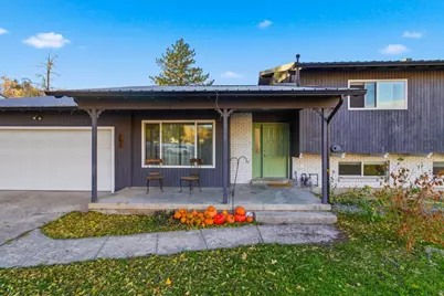 252 S 400 E, Payson, UT 84651 - Photo 2