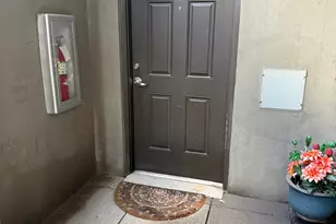 228 E 500 S, Salt Lake City, UT 84111 - Photo 4