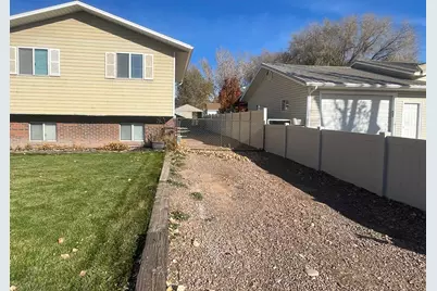 401 E 700 S, Roosevelt, UT 84066 - Photo 2
