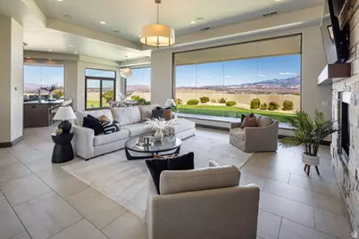 2040 S Pinnacle Cir, Saint George, UT 84790 - Photo 8