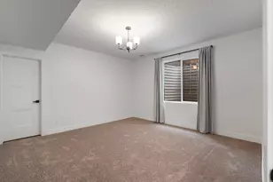 296 E Ireland Ln S, Draper, UT 84020 - Photo 30