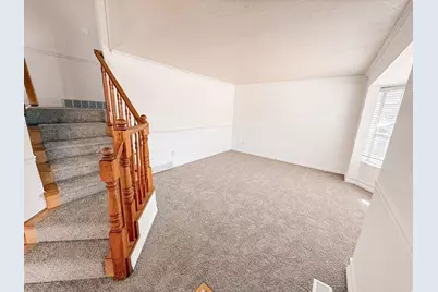 8713 S Mountain Meadow Dr W, West Jordan, UT 84088 - Photo 2