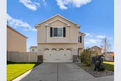 2068 E Jordan Way N, Eagle Mountain, UT 84005 - Photo 2