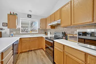 3277 W 13120 S, Riverton, UT 84065 - Photo 12