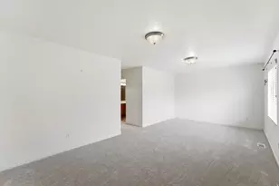 147 N 360 W, Centerville, UT 84014 - Photo 18