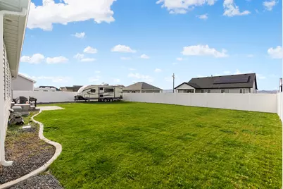 353 N 770 W, Smithfield, UT 84335 - Photo 20