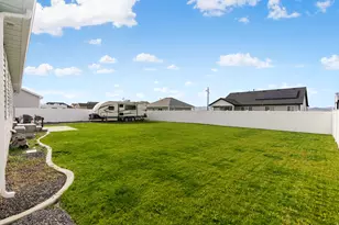 353 N 770 W, Smithfield, UT 84335 - Photo 20