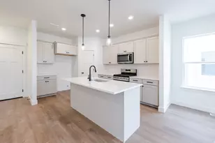 778 N Danverse Dr, Saratoga Springs, UT 84045 - Photo 4