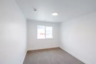 778 N Danverse Dr, Saratoga Springs, UT 84045 - Photo 16