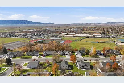 496 S 455 E, Smithfield, UT 84335 - Photo 40