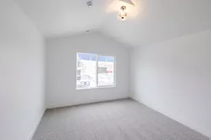 772 N Danverse Dr, Saratoga Springs, UT 84045 - Photo 14