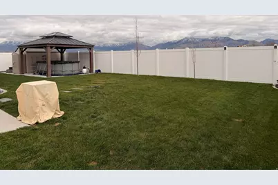 2168 S 3940 W, Taylor, UT 84401 - Photo 10