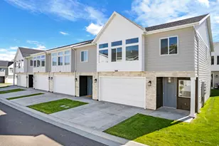 576 N Blue Lake St, Garden City, UT 84028 - Photo 4