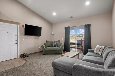 178 W Springview Dr, Saratoga Springs, UT 84045 - Photo 4