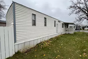 797 Monte Azul St, Taylorsville, UT 84123 - Photo 2