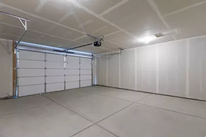 3786 S 4250 W #427, West Haven, UT 84401 - Photo 4