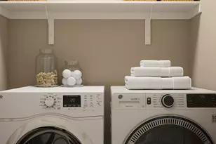 2025 E Swallow Dr, Eagle Mountain, UT 84005 - Photo 8