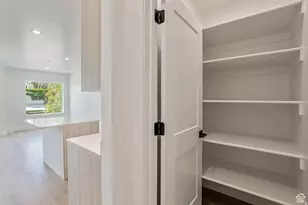 321 E 2100 S, Salt Lake City, UT 84115 - Photo 18