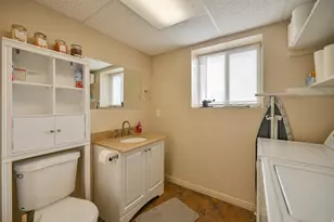 725 N Fox Run Dr E, Tooele, UT 84074 - Photo 18