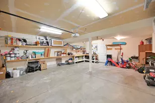 725 N Fox Run Dr E, Tooele, UT 84074 - Photo 20