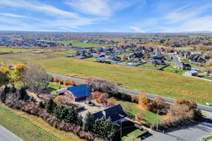 1917 W 250 N, Marriott-Slaterville City, UT 84404 - Photo 32