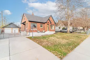 824 E 29th St, Ogden, UT 84403 - Photo 2