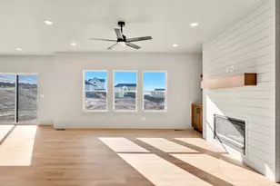 1130 E 245 N, Hyde Park, UT 84318 - Photo 4