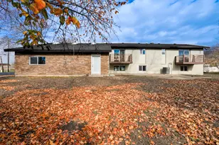 789 W 1950 N, West Bountiful, UT 84087 - Photo 2