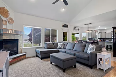 667 W Aspen Hills Blvd N, Saratoga Springs, UT 84045 - Photo 6