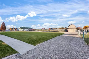 2154 W 2700 S, Syracuse, UT 84075 - Photo 60