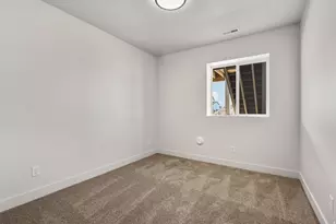 1068 S 4425 W, West Point, UT 84015 - Photo 34