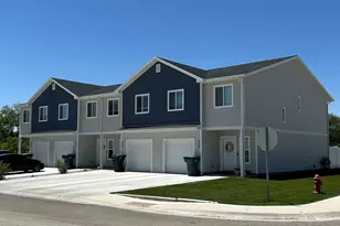 1583 W Partridge Dr (560 S) S, Vernal, UT 84078 - Photo 2