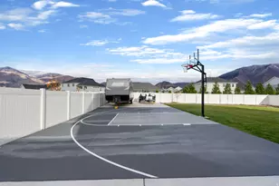 1154 N Golden Spoke Dr, Spanish Fork, UT 84660 - Photo 4