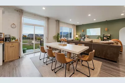 194 E Bliss Dr S, Saratoga Springs, UT 84045 - Photo 4