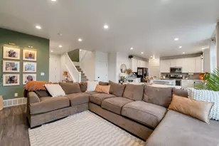 194 E Bliss Dr S, Saratoga Springs, UT 84045 - Photo 10