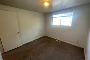 1131 W Arapahoe Ave, Salt Lake City, UT 84104 - Photo 10