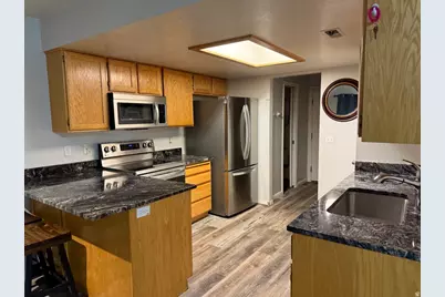 176 W Savannah Ln N, Harrisville, UT 84414 - Photo 2