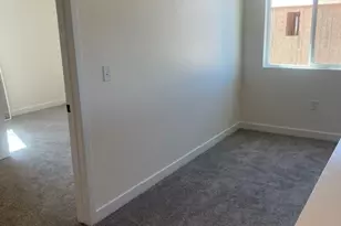 429 W Sapphire Dr, Tooele, UT 84074 - Photo 6