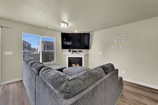 2053 Evans Cove Loop, Layton, UT 84041 - Photo 8