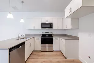 871 N Pugh Ln, Saratoga Springs, UT 84045 - Photo 12