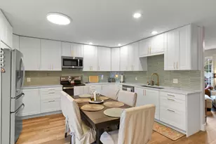 184 Park Shadows Cir, Bountiful, UT 84010 - Photo 4